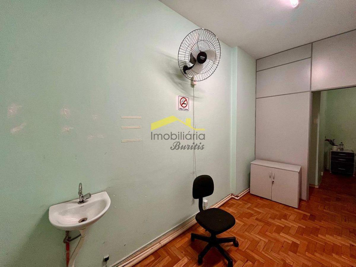 Sala, Centro