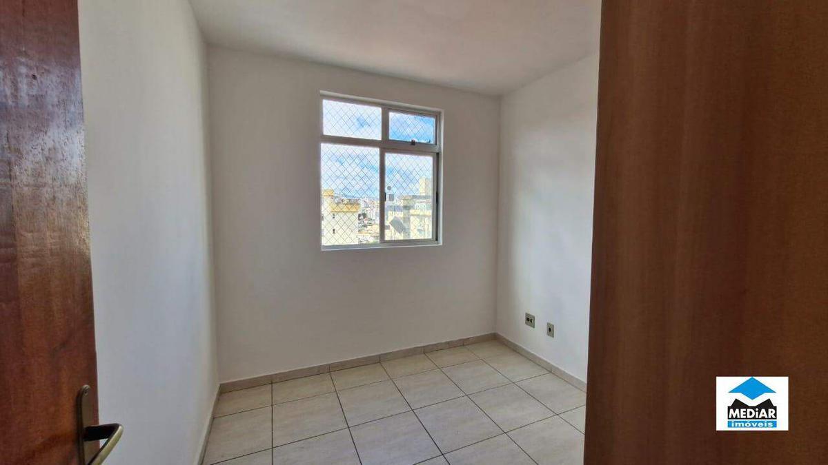 Apartamento, Sagrada Família, 3 Quartos, 1 Vaga, 1 Suíte
