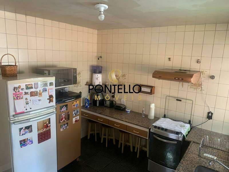 Casa, Cidade Nova, 4 Quartos, 3 Vagas, 1 Suíte