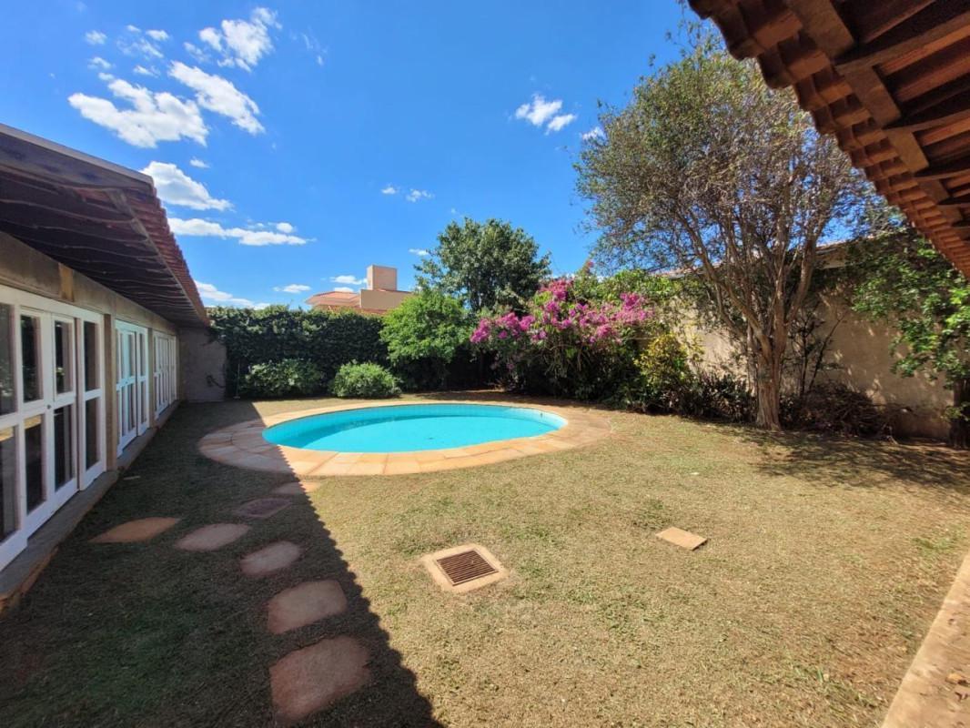 Casa, Vila Olímpica, 4 Quartos, 6 Vagas, 1 Suíte