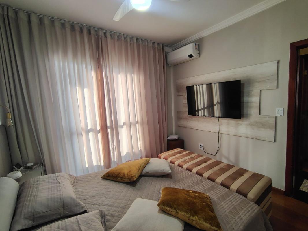 Apartamento, Barreiro, 4 Quartos, 2 Vagas, 1 Suíte
