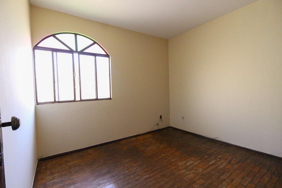 Casa, Itapoã, 3 Quartos, 2 Vagas, 1 Suíte