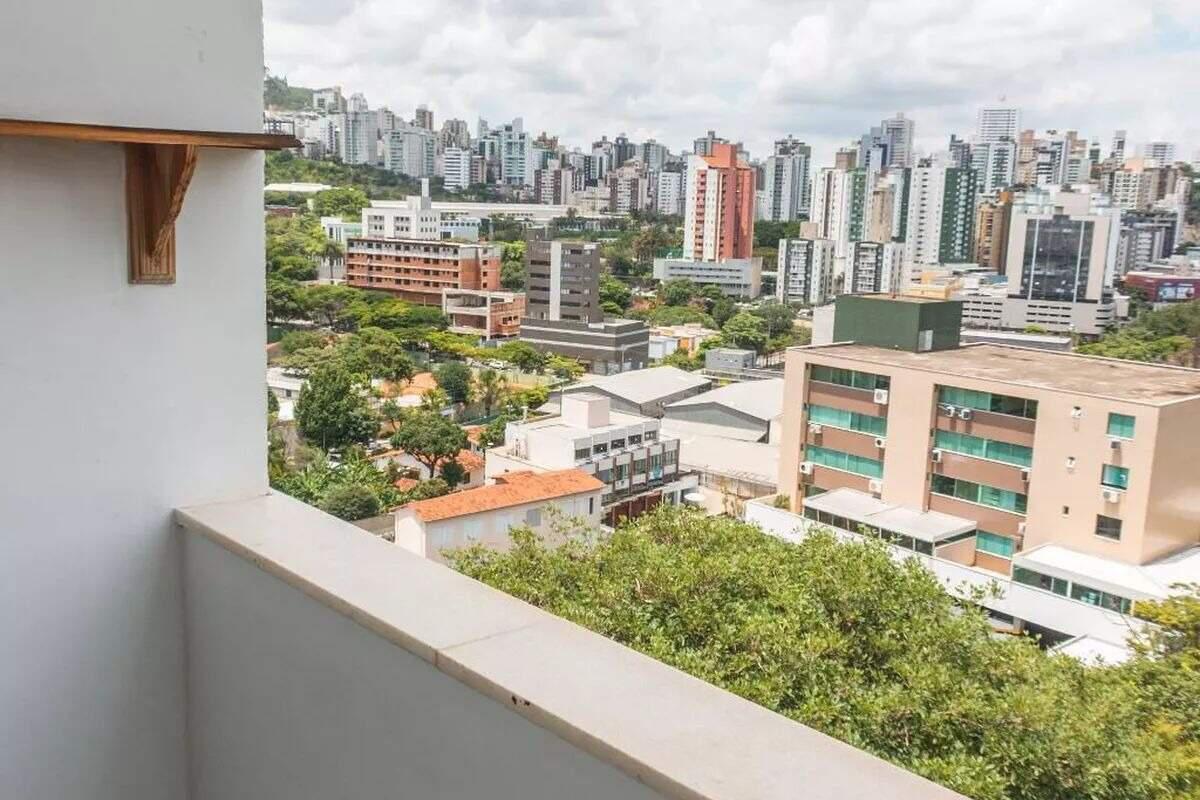 Apartamento, Estoril, 4 Quartos, 2 Vagas, 1 Suíte