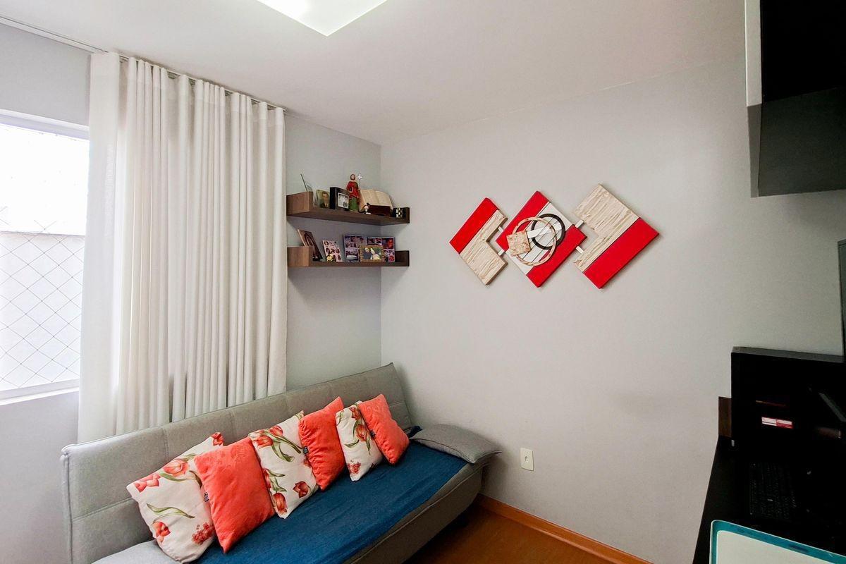 Apartamento, Sagrada Família, 3 Quartos, 2 Vagas, 2 Suítes