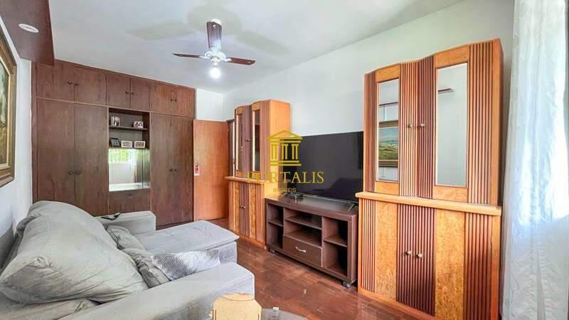 Casa, Serra, 4 Quartos, 2 Vagas, 2 Suítes