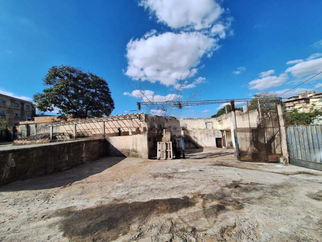 Lote, Jardim Filadélfia, 0 Quarto, 0 Vaga