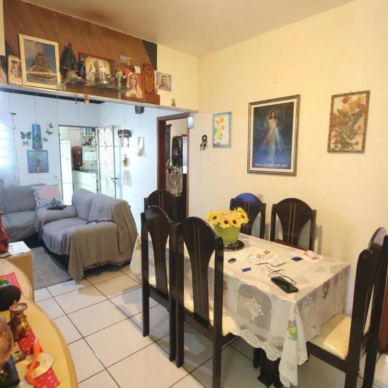 Casa, Tirol (barreiro), 5 Quartos, 3 Vagas, 1 Suíte