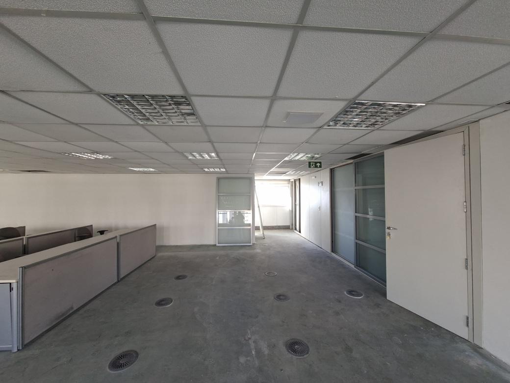 Andar, Funcionários, 0 Quarto, 6 Vagas