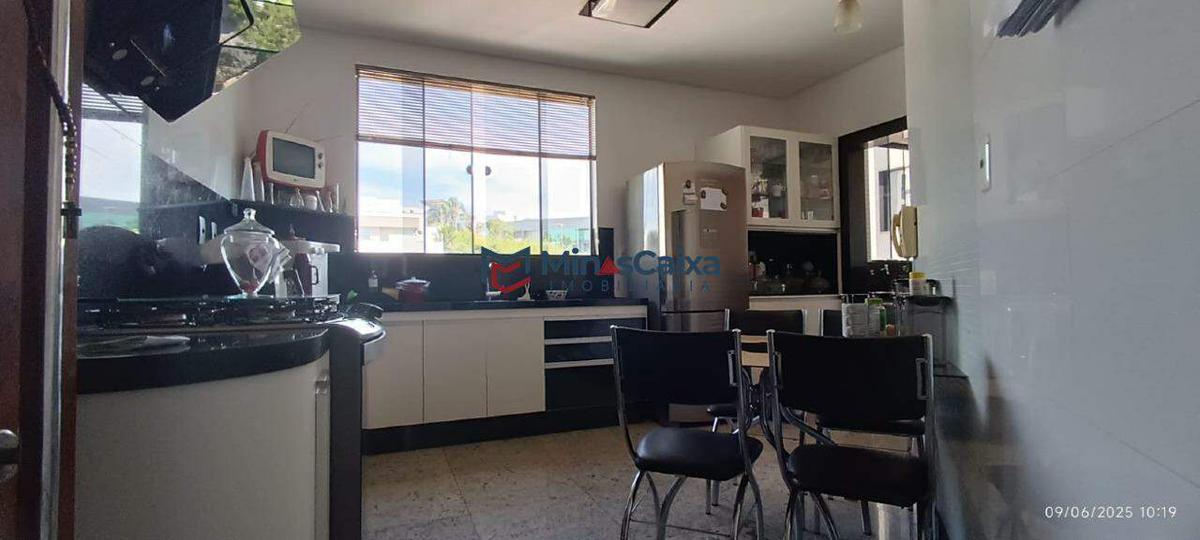Cobertura, Alto Serenata, 4 Quartos, 3 Vagas, 3 Suítes