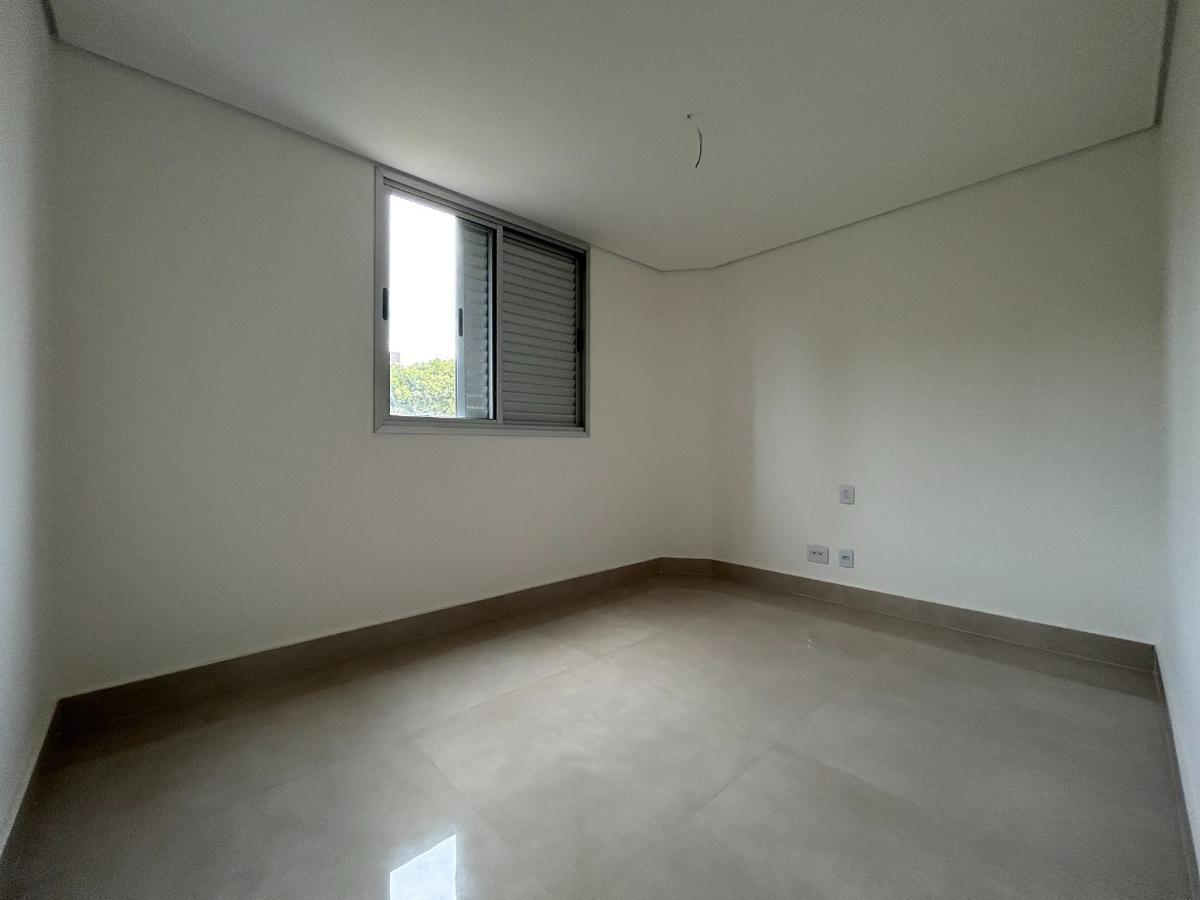 Cobertura, Ouro Preto, 4 Quartos, 3 Vagas, 2 Suítes