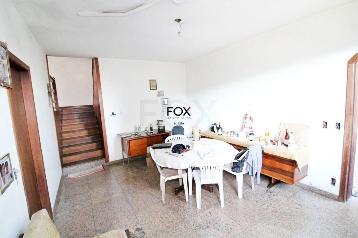 Casa, Luxemburgo, 4 Quartos, 4 Vagas, 1 Suíte