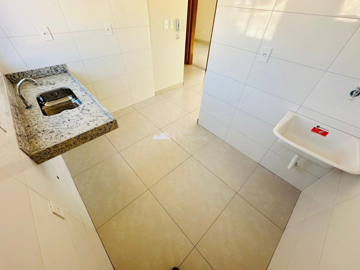 Apartamento, Santa Mônica, 2 Quartos, 1 Vaga