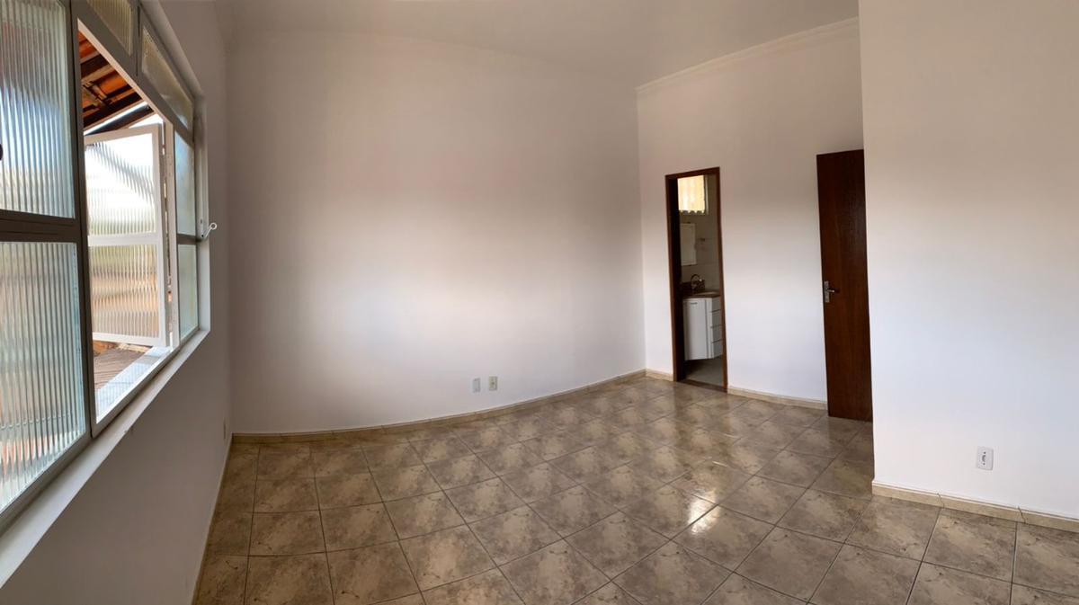 Sala, Santa Inês, 0 Quarto, 0 Vaga