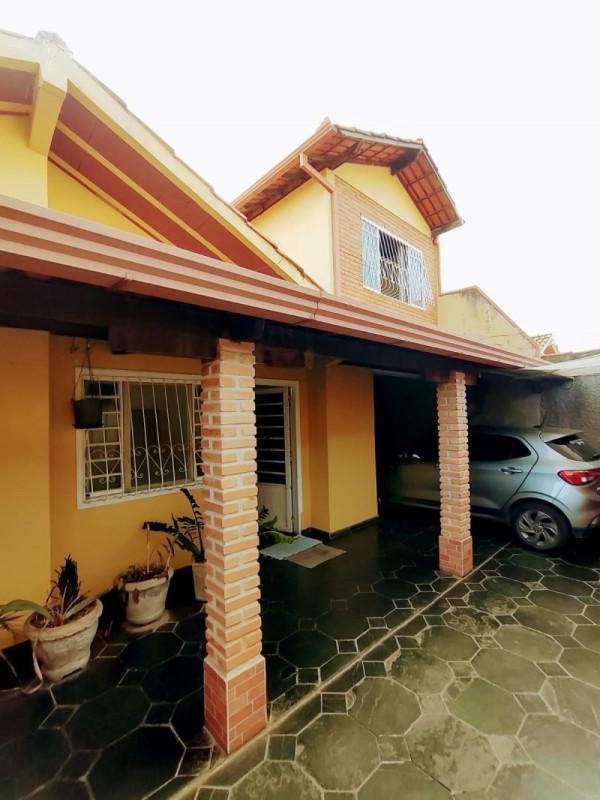 Casa, Alto das Flores, 4 Quartos, 4 Vagas, 1 Suíte