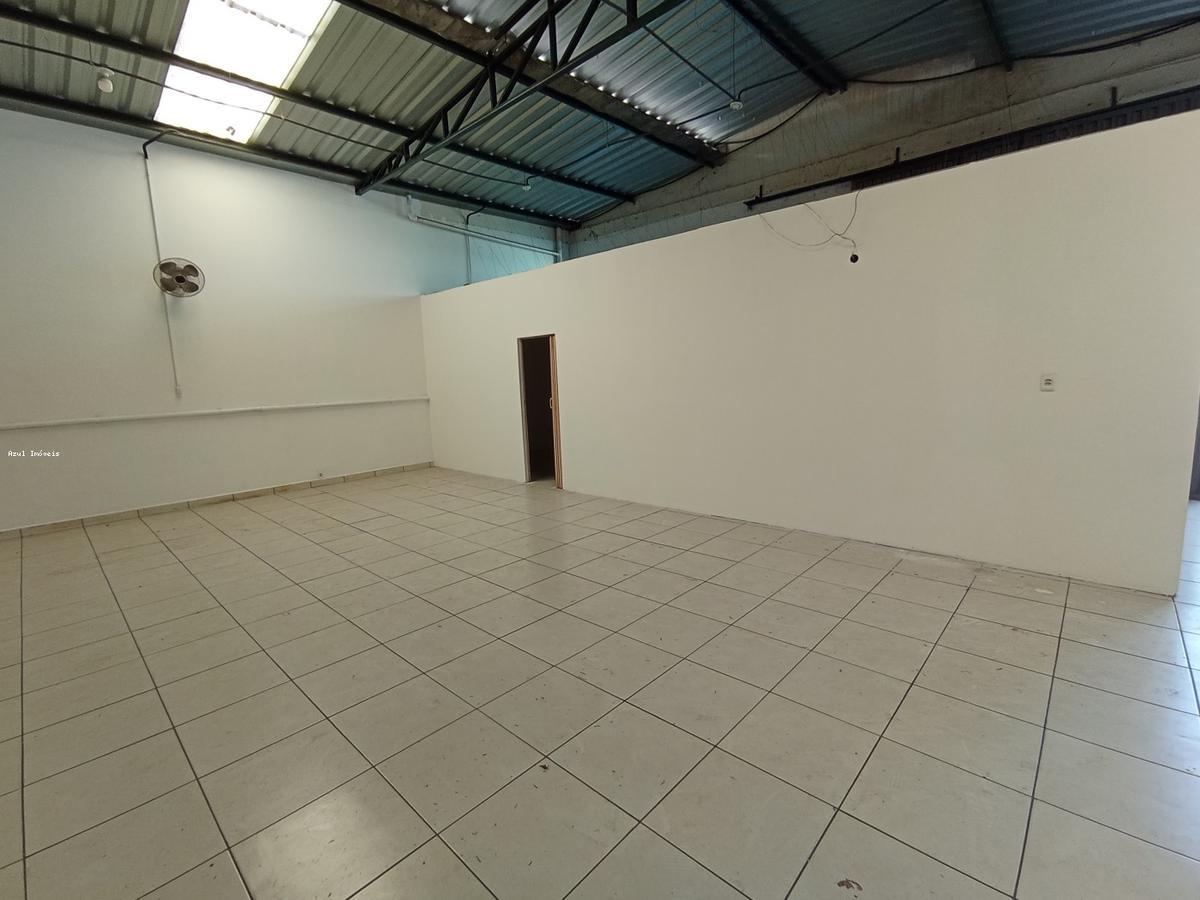 Galpão, Céu Azul, 0 Quarto, 4 Vagas