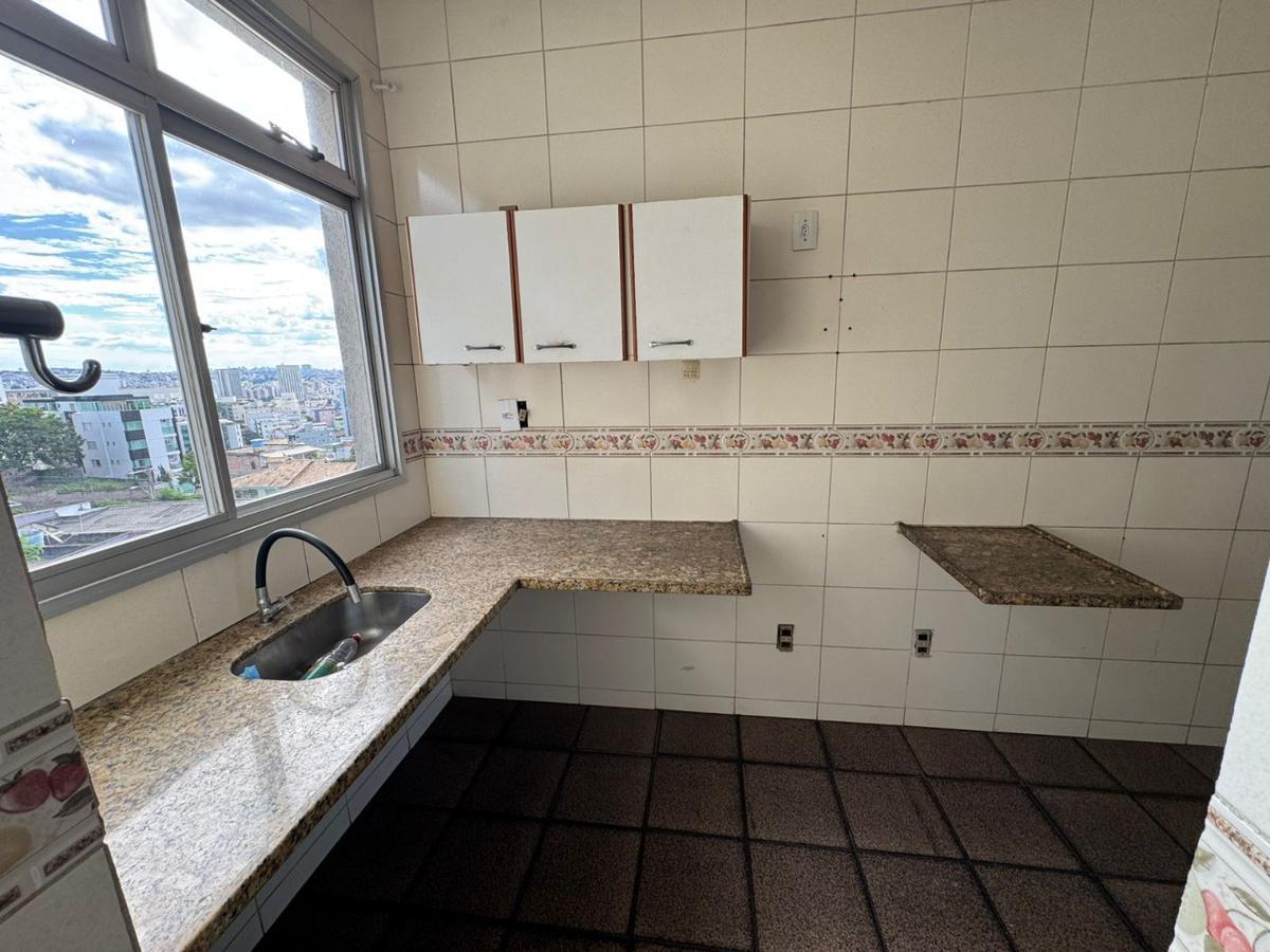 Apartamento, Fernão Dias, 2 Quartos, 0 Vaga, 1 Suíte
