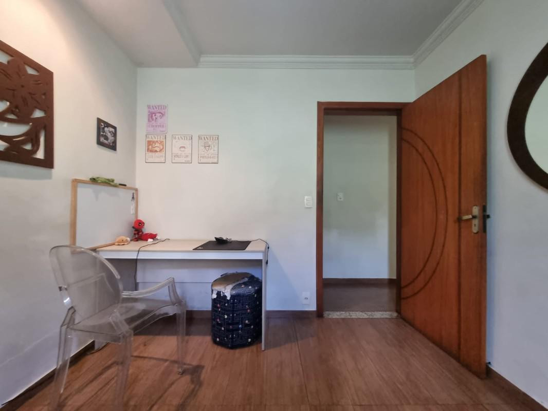 Casa, Jardim Riacho das Pedras, 4 Quartos, 5 Vagas, 1 Suíte