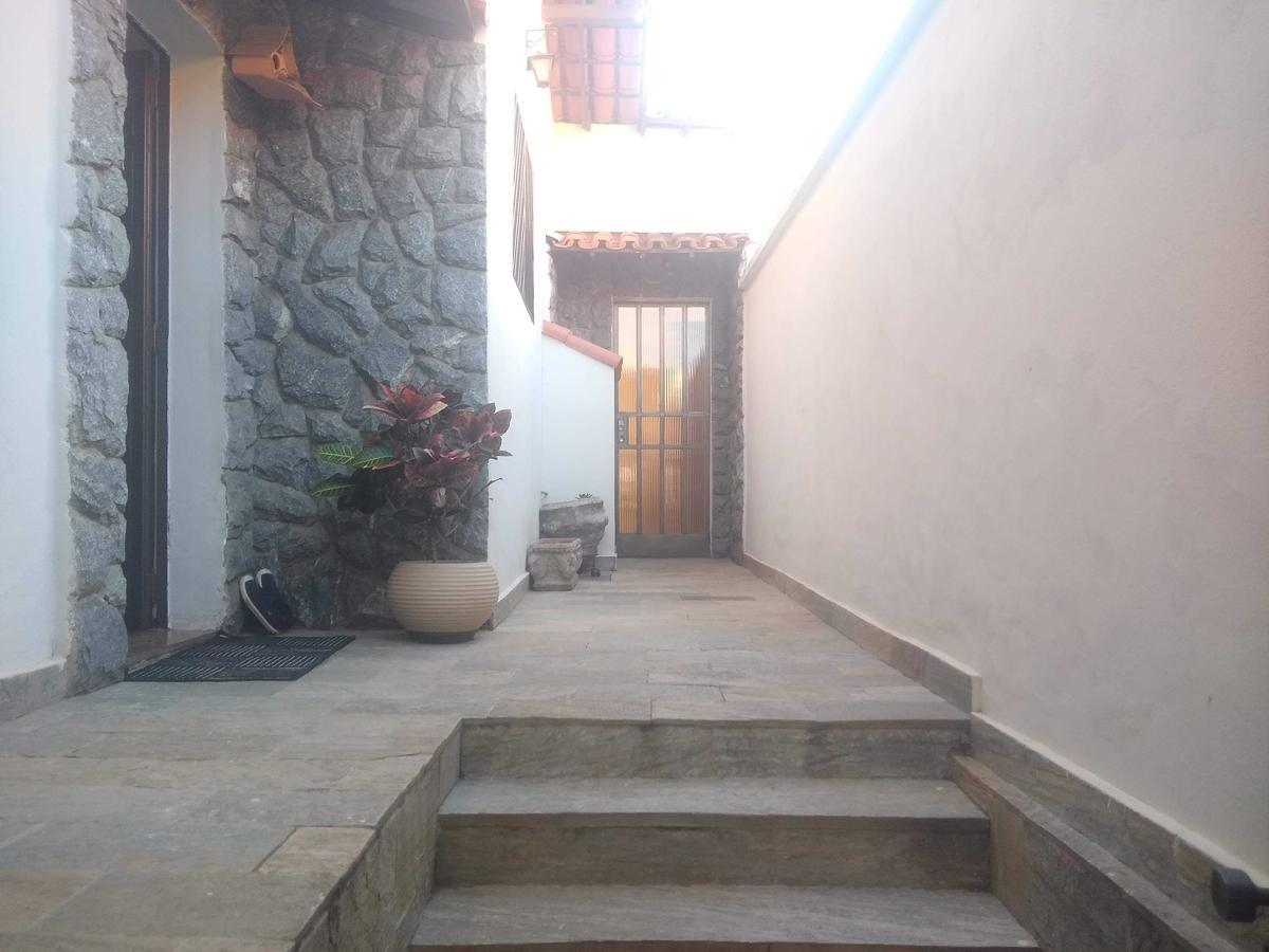 Casa, Fernão Dias, 6 Quartos, 5 Vagas, 4 Suítes