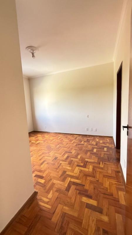 Casa, Jardim Andere, 3 Quartos, 2 Vagas, 1 Suíte