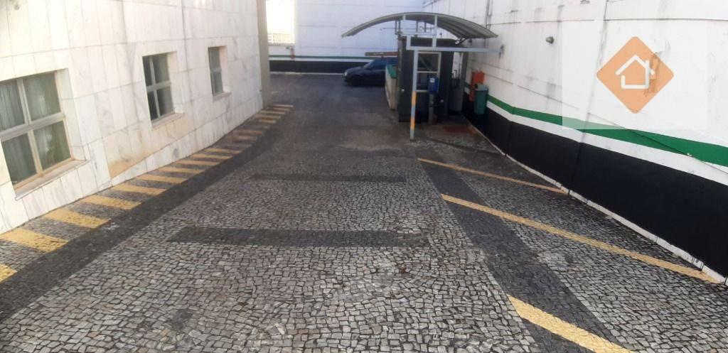 Sala, Funcionários, 0 Quarto, 1 Vaga