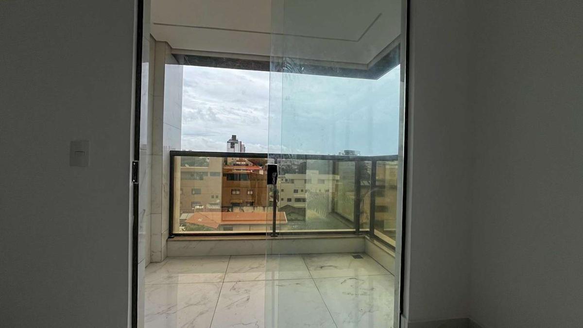 Cobertura, Indaiá, 4 Quartos, 3 Vagas, 3 Suítes