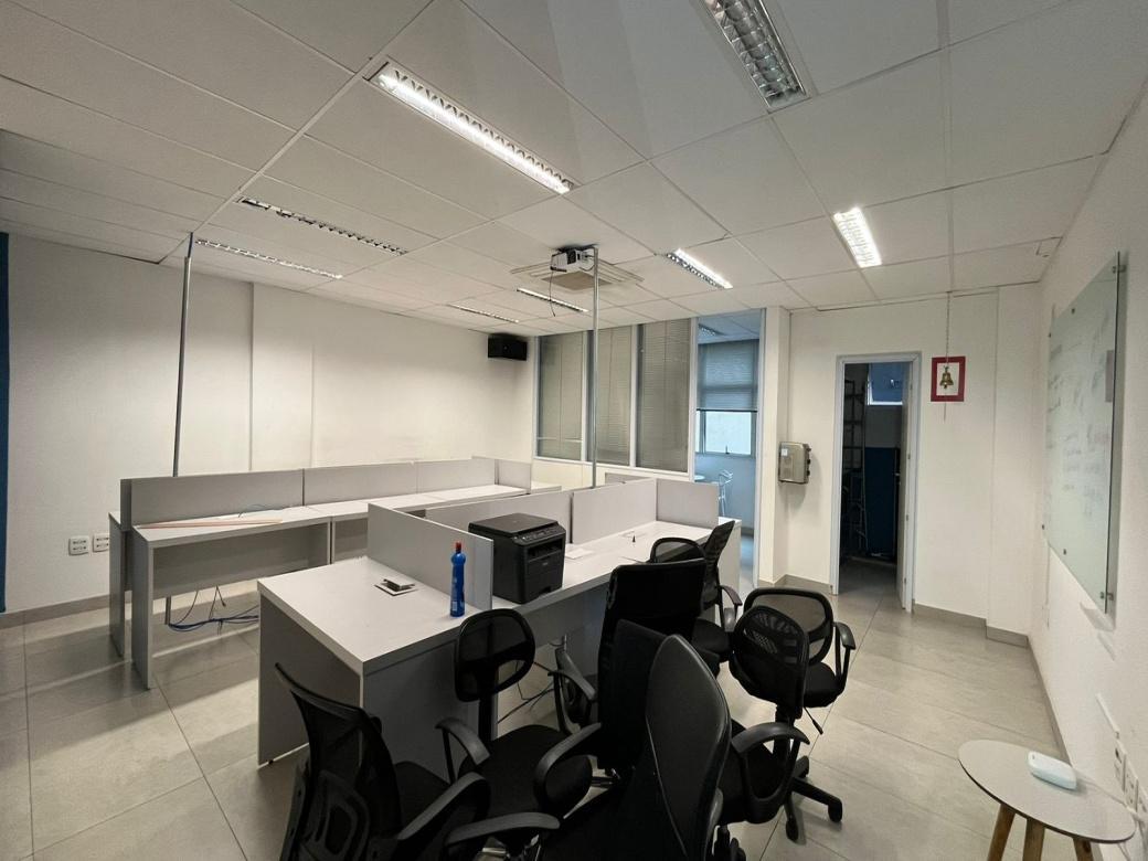 Sala, Lourdes, 0 Quarto, 1 Vaga