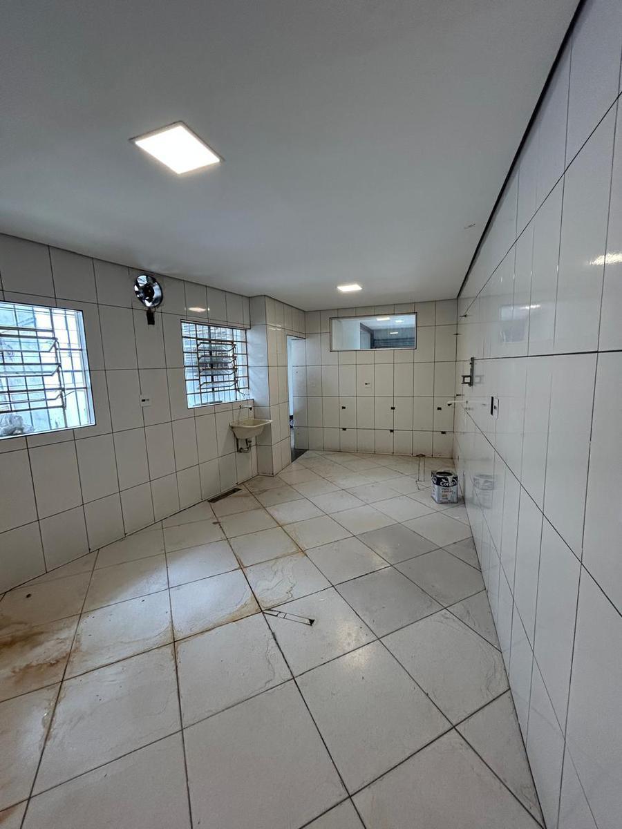 Casa Comercial, Santo Agostinho, 4 Quartos, 0 Vaga