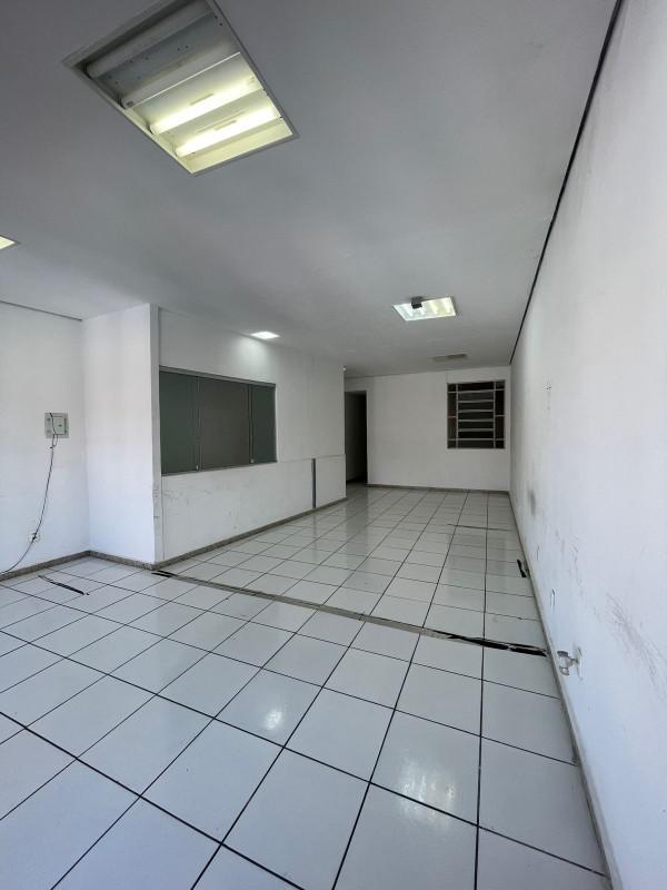 Andar, Centro, 0 Quarto, 0 Vaga