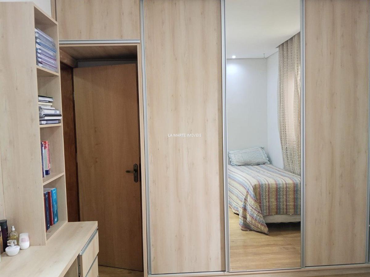 Casa, Santa Cruz Industrial, 4 Quartos, 3 Vagas, 1 Suíte