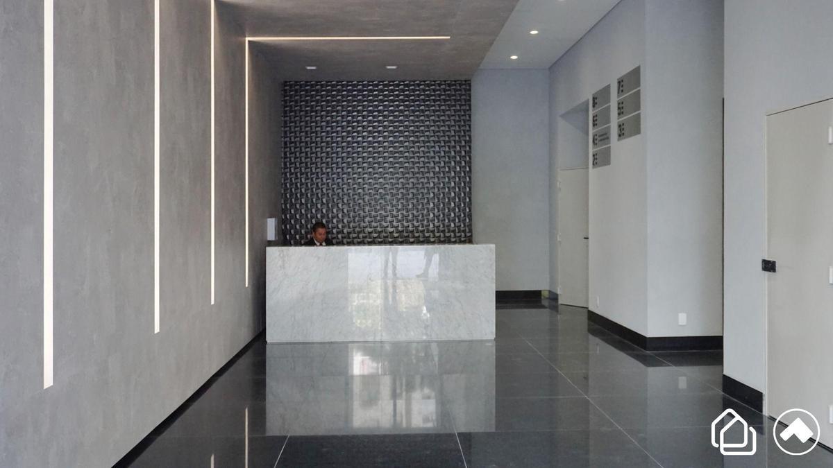Sala, Lourdes, 7 Vagas
