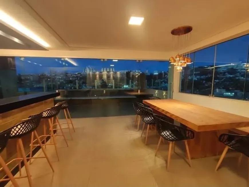 Cobertura, Estoril, 4 Quartos, 2 Vagas, 2 Suítes
