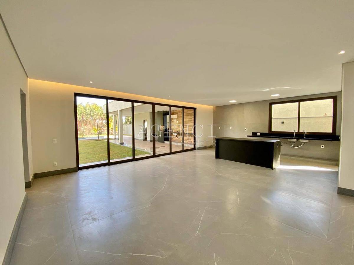 Casa, Alphaville - Lagoa dos Ingleses, 4 Quartos, 0 Vaga, 2 Suítes