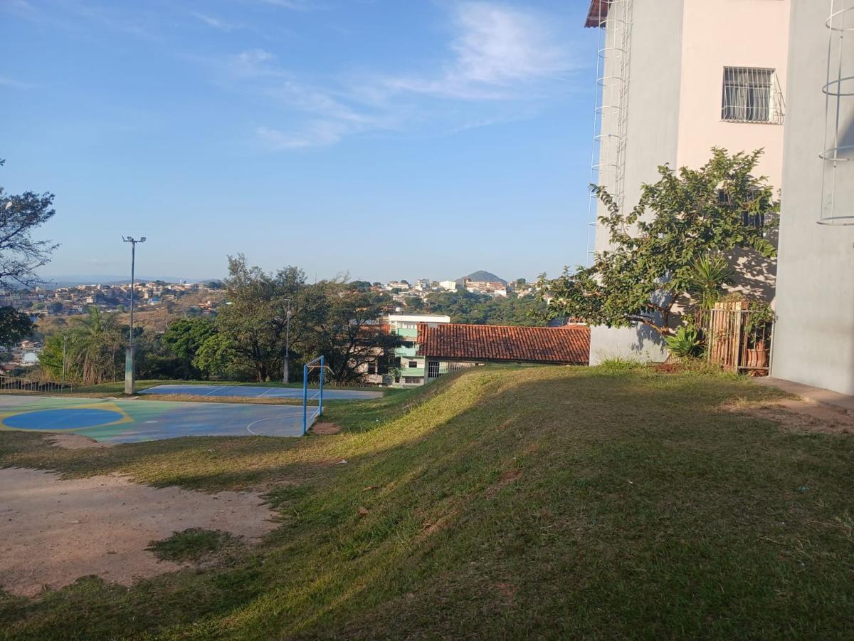 Apartamento, Vitória, 2 Quartos, 1 Vaga
