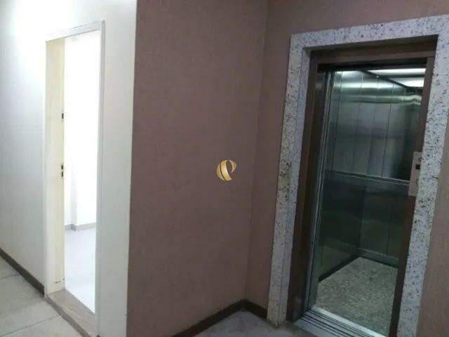 Sala, Centro, 0 Quarto, 0 Vaga, 1 Suíte