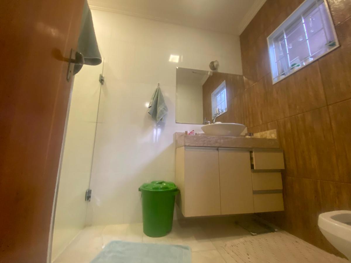 Casa, Jardim Leblon, 3 Quartos, 8 Vagas, 1 Suíte