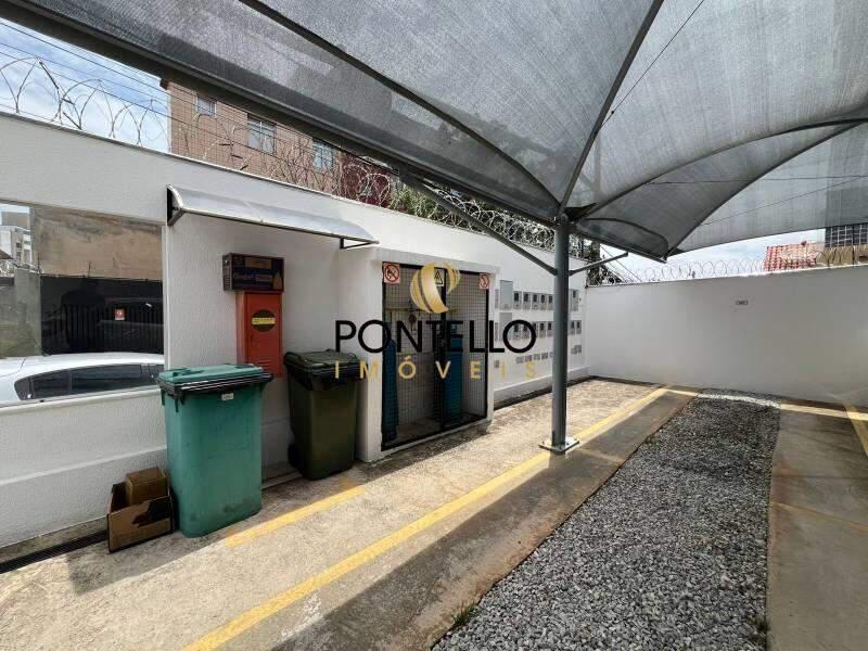 Apartamento, Sagrada Família, 2 Quartos, 1 Vaga