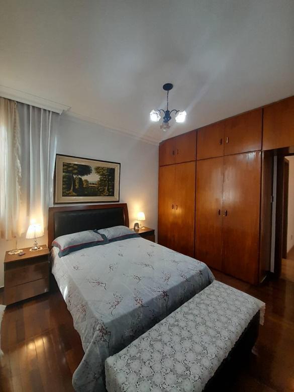 Casa, Camargos, 8 Quartos, 3 Vagas, 4 Suítes