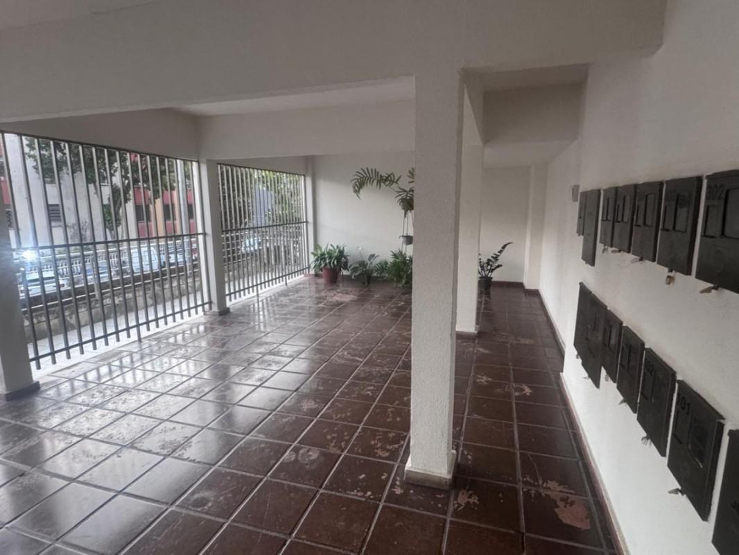 Apartamento, Santa Mônica, 2 Quartos, 1 Vaga