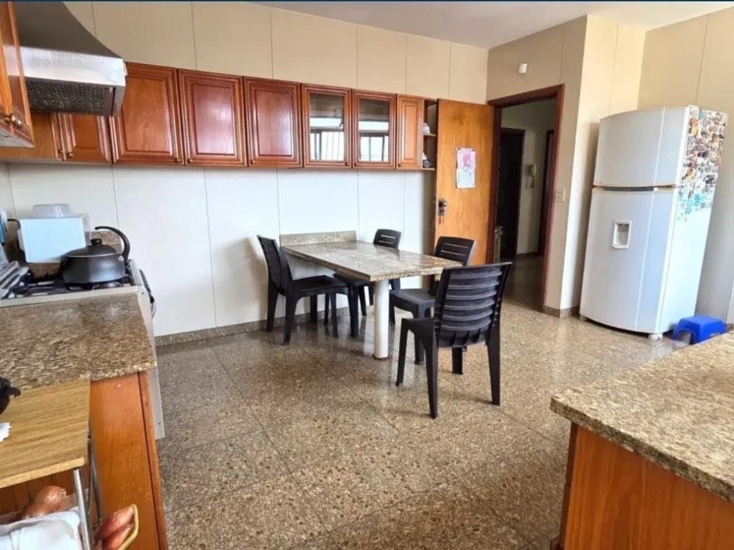 Casa, Prado, 3 Quartos, 3 Vagas, 1 Suíte
