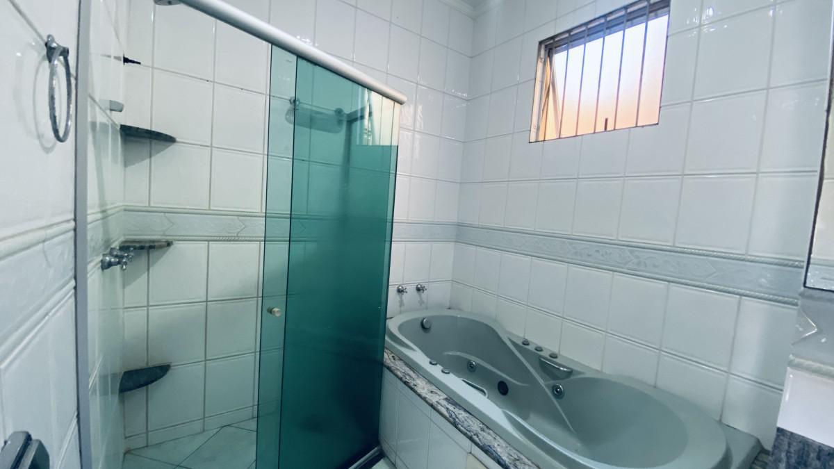 Casa, Ouro Preto, 3 Quartos, 5 Vagas, 1 Suíte