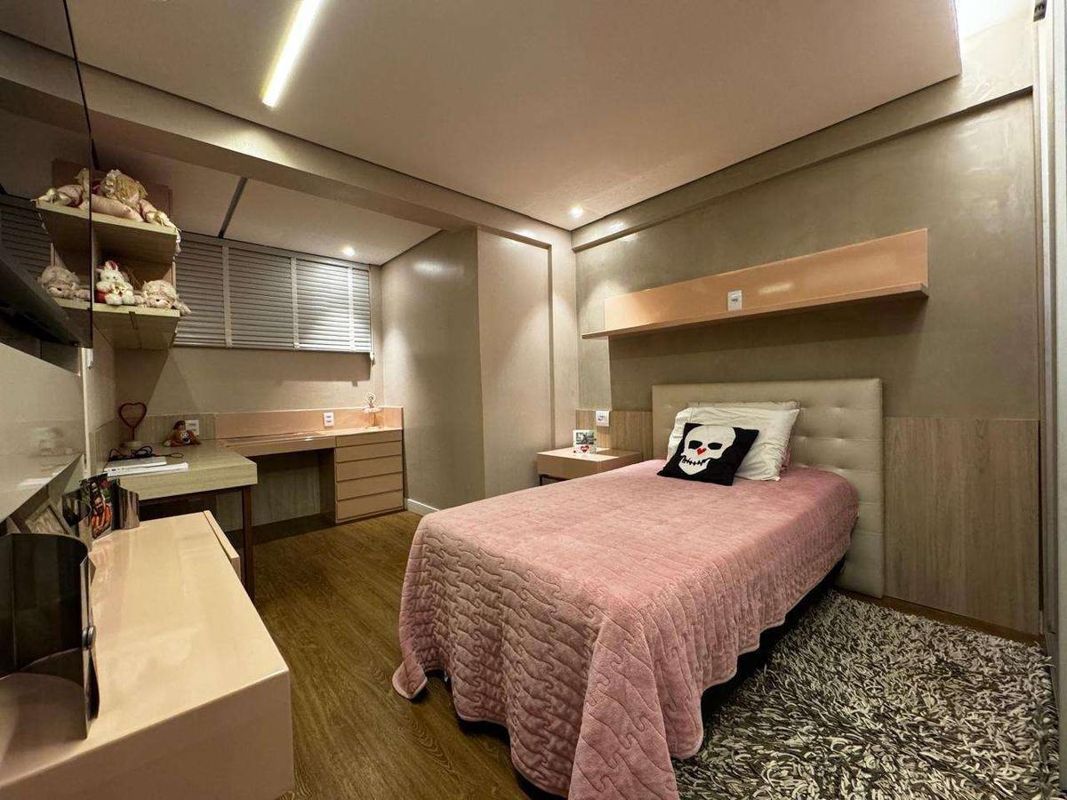 Apartamento, Castelo, 3 Quartos, 2 Vagas, 1 Suíte
