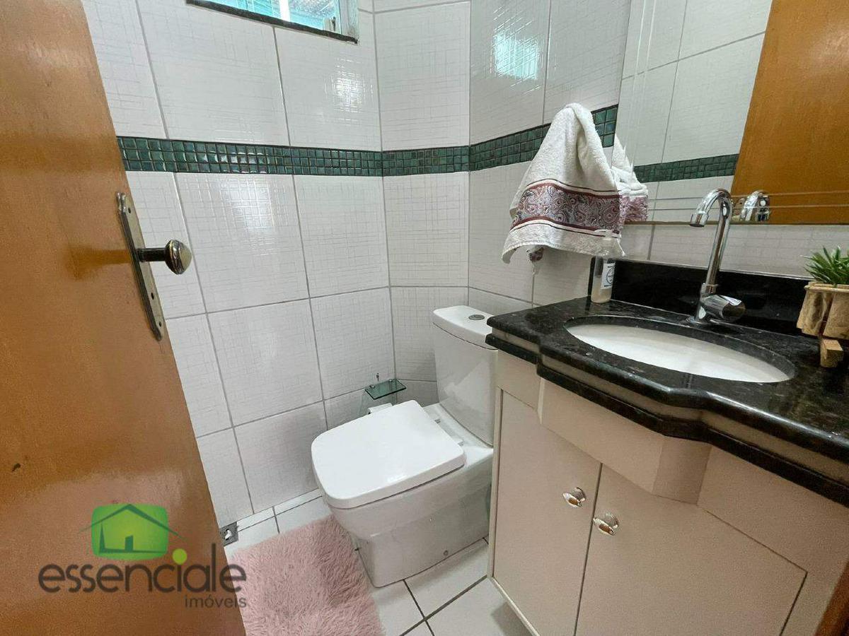 Casa, Europa, 3 Quartos, 2 Vagas, 1 Suíte