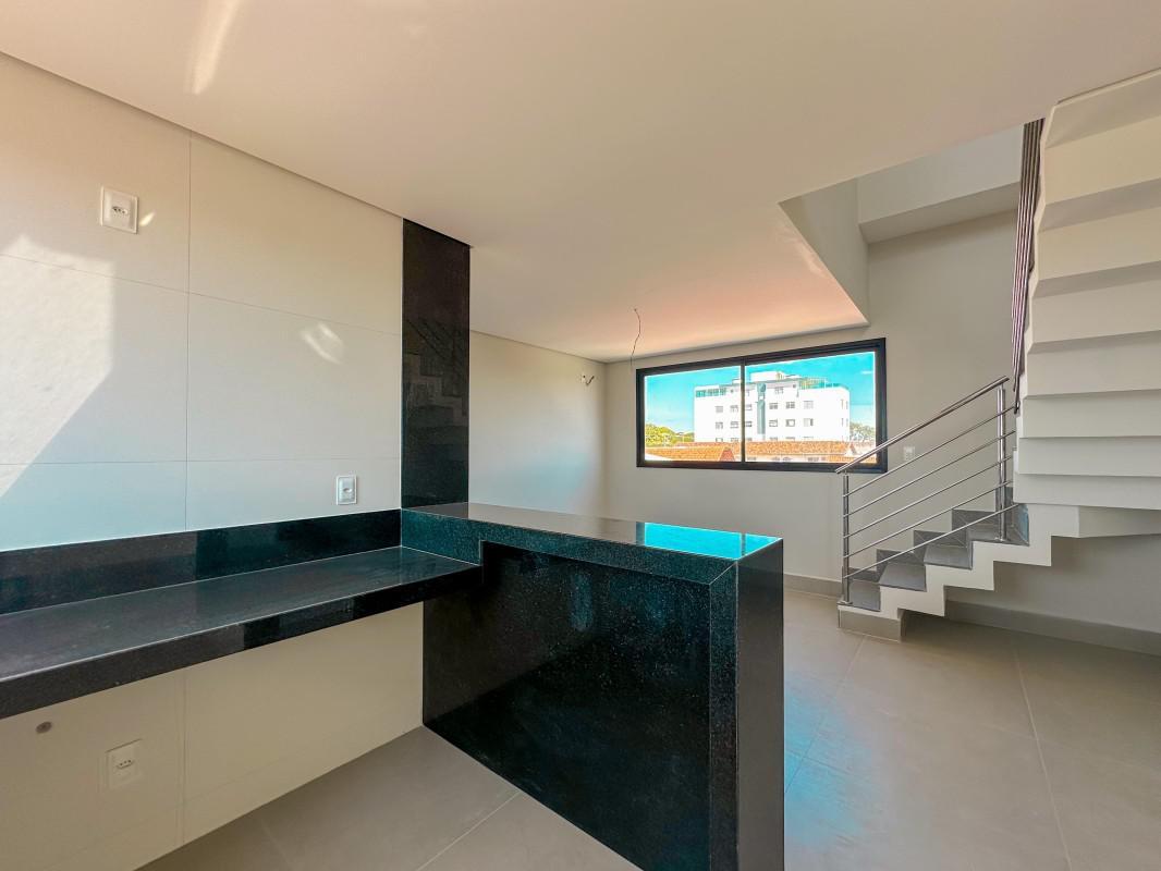 Cobertura, Planalto, 3 Quartos, 2 Vagas, 1 Suíte