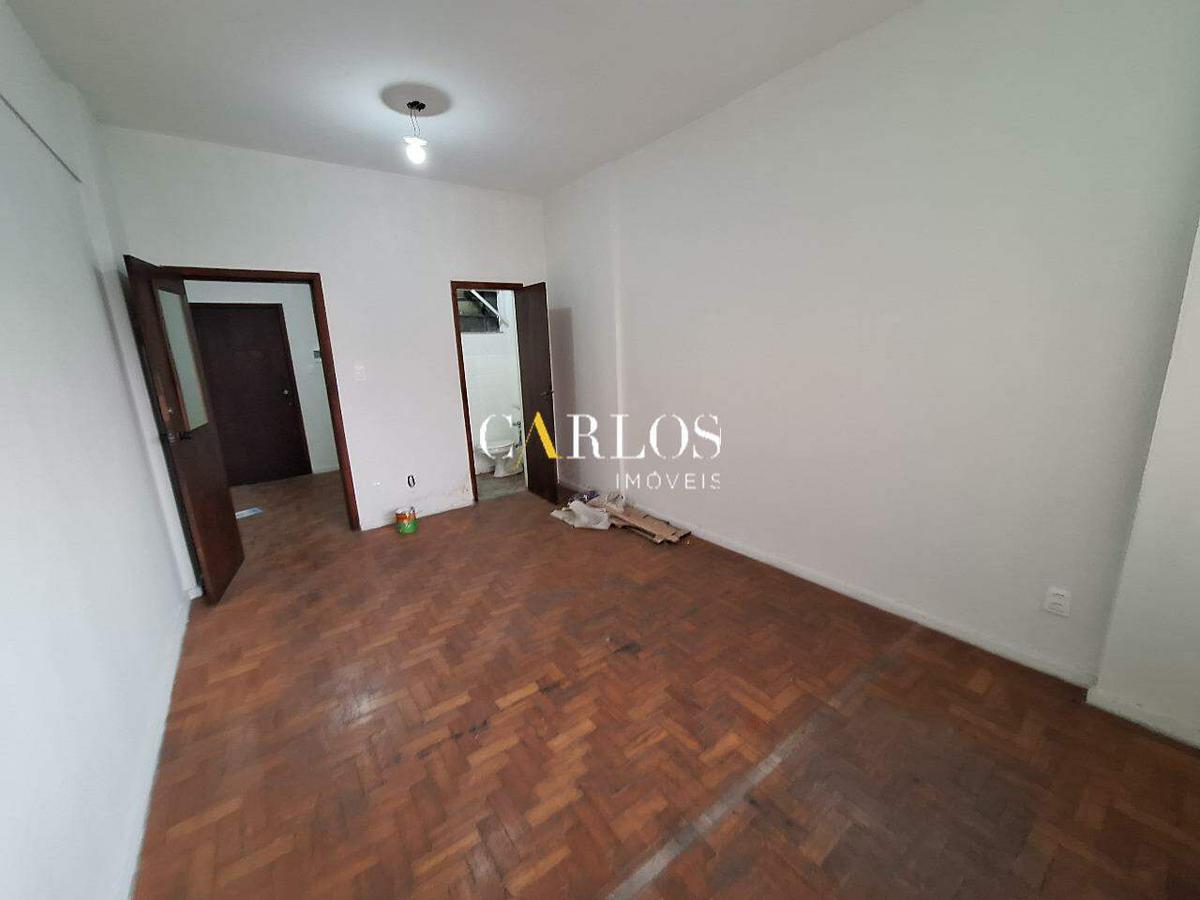 Sala, Centro