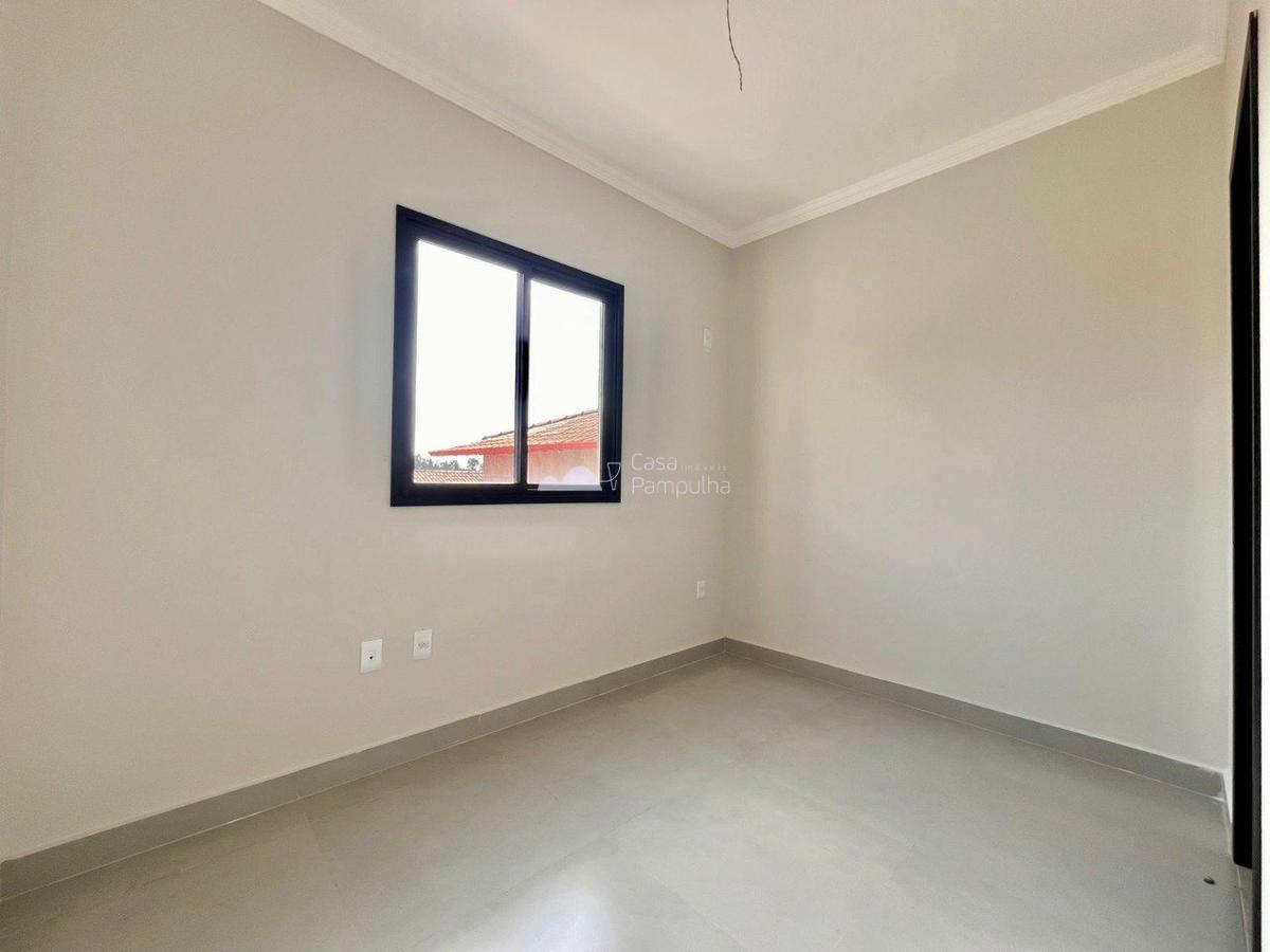 Casa, Planalto, 2 Quartos, 1 Vaga, 2 Suítes