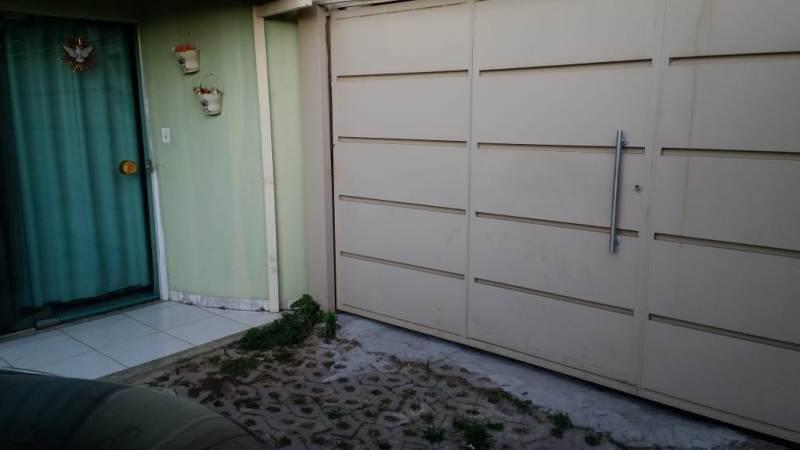 Casa, Vila Cristina, 3 Quartos, 2 Vagas, 1 Suíte