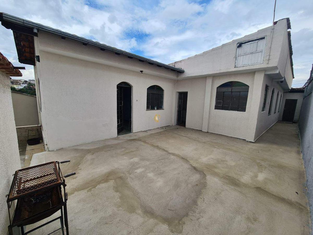 Casa, Aparecida, 4 Quartos, 3 Vagas, 1 Suíte