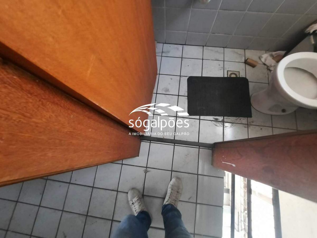 Loja, Glória, 3 Vagas