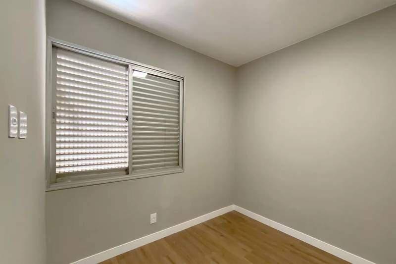 Apartamento, Vila Paris, 2 Quartos, 2 Vagas, 2 Suítes