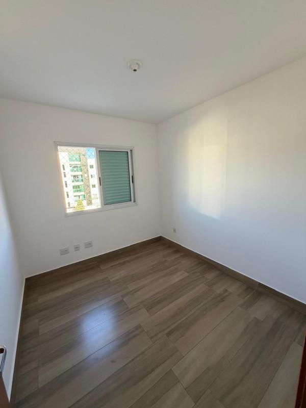 Apartamento, Tirol (barreiro), 3 Quartos, 2 Vagas, 1 Suíte